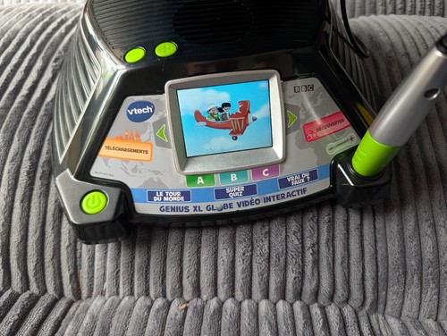 Vtech world video interactive - vtech,